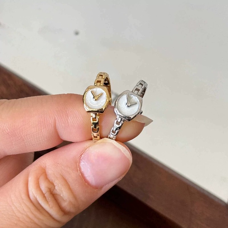 Unique Jewelry Watches - 유니크한 시계 모양 오픈링 미니멀리스트 스타일의
