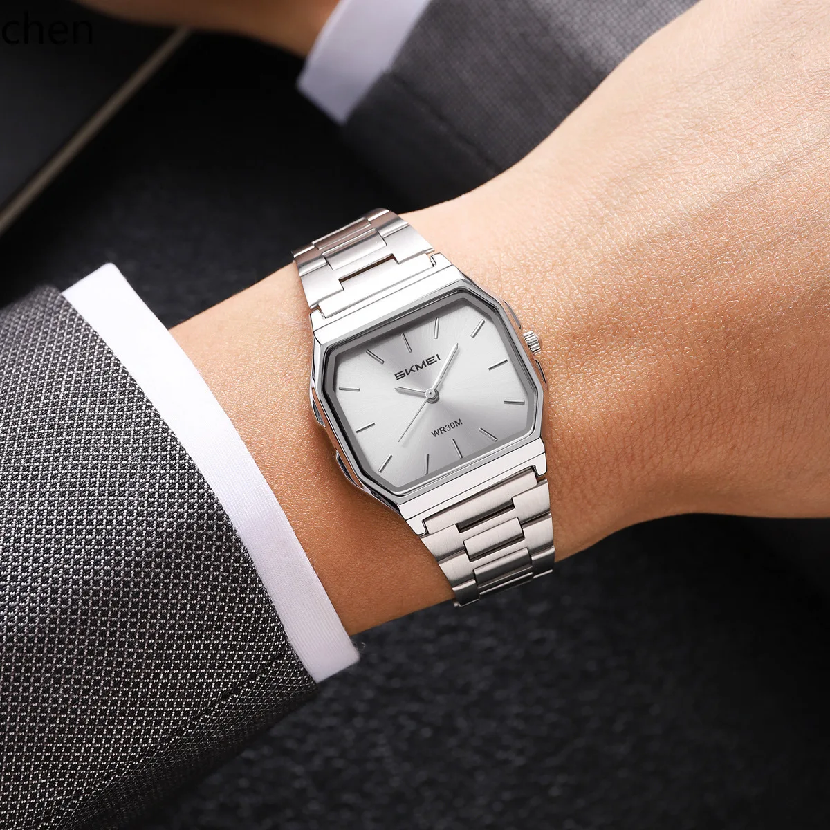 X-15 모멘트 뷰티 클래식 레트로 스틸 밴드 남성용  - Moments Watches & Jewelry Vaughan Mills 리뷰 및 가격
